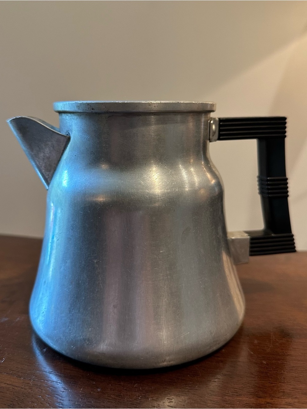 Aluminum camp pot • lightweight • vintage